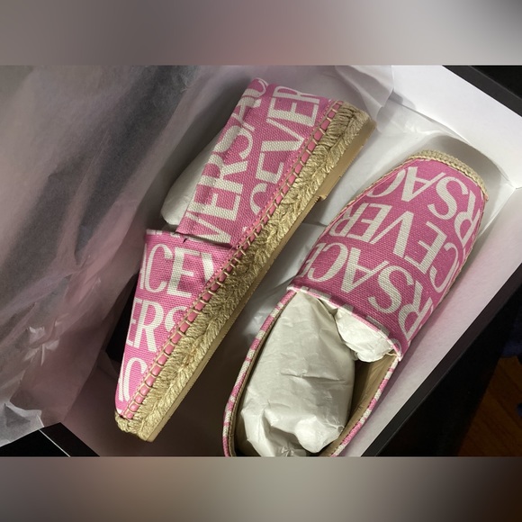 Versace Logo Print Espadrilles - Picture 15 of 16